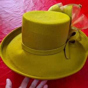 Vintage Deborah Fashions 100% Wool Ladies Hat Sunday Derby Yellow, Cowgirl